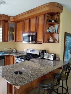 Fridge, microwave, oven, stovetop