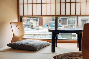 House (KAMOME, For 2 People) | Down comforters, minibar, in-room safe, individually decorated