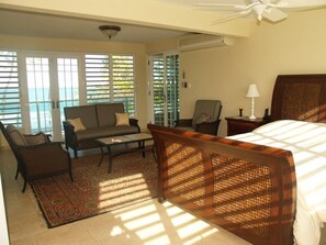 6 makuuhuonetta, silitysrauta/-lauta, vauvan matkasänky, ilmainen Wi-Fi