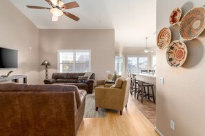 Smart TV, books, computer monitors