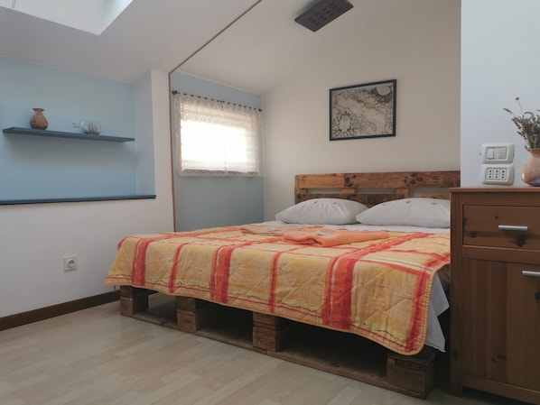 2 chambres, accès au Wi-Fi (inclus)