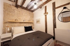 1 camera, ferro/asse da stiro, Wi-Fi gratuito, lenzuola