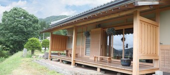 Villa Mitoya / Villa MITORE-YA