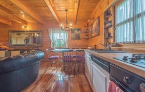 Réfrigérateur, plaque de cuisson, lave-vaisselle