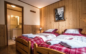 3 chambres, fer et planche à repasser, Wi-Fi gratuit