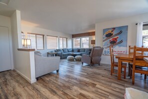 TV, fireplace, DVD player