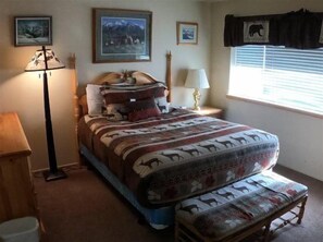 3 bedrooms, desk, iron/ironing board, free WiFi - Edgewater #13, spacious 2 bd/2 bth (June Lake)