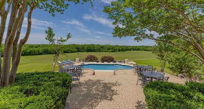 WalkerVR French Polo Estate - NOUVEAU! Grande maison avec piscine !!