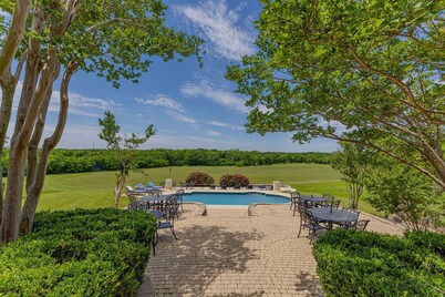French Polo Estate: Sleeps 25, Poolside Luxury, Polo Views & Nature Trails
