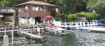 アイオワ州の美しいOkoboji湖での休暇 - 二重ロックオフ