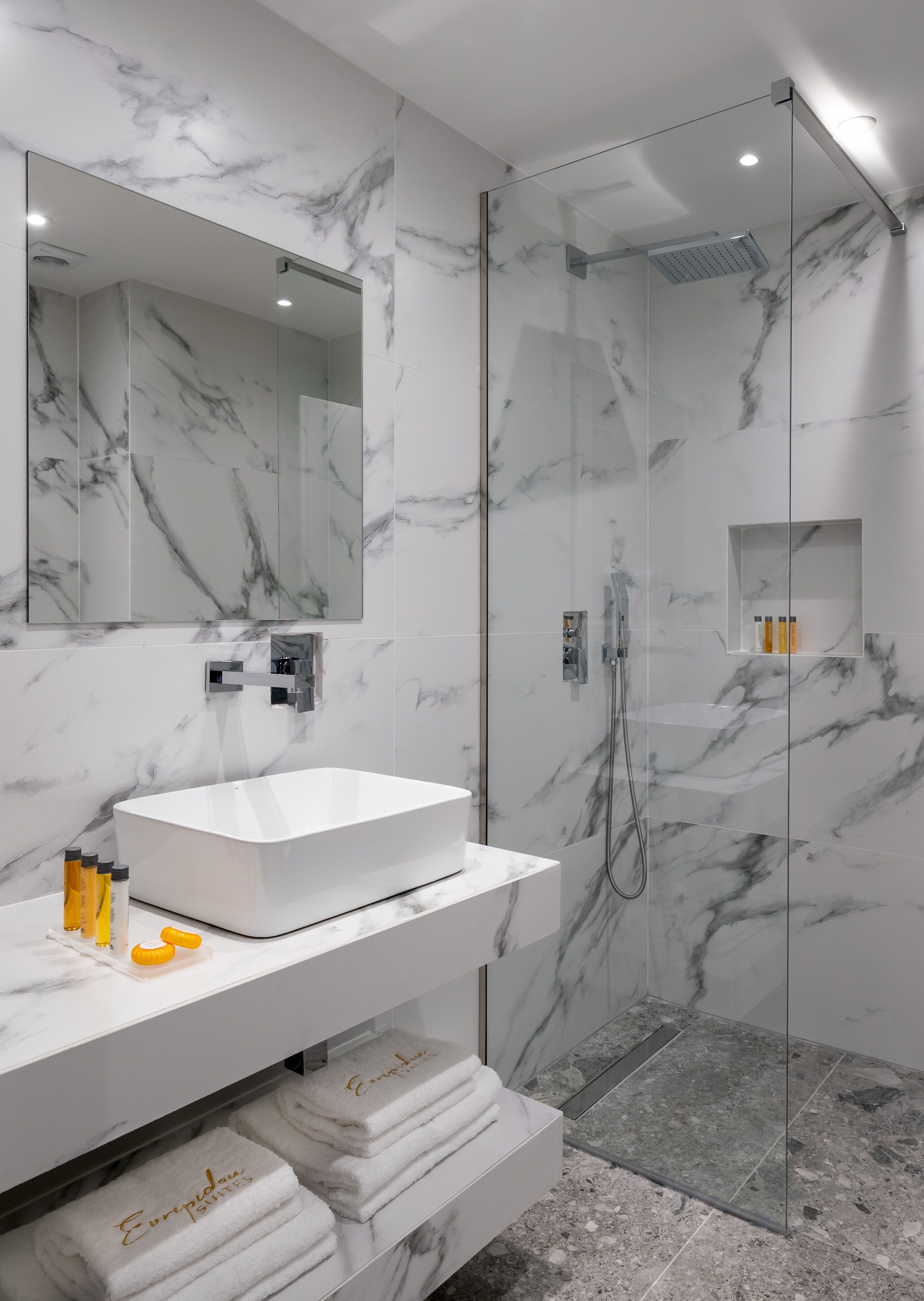 shower, free toiletries, hair dryer, slippers