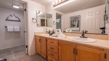 Haartrockner, HandtĂŒcher