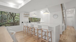 Interior - Audrey - Little Cove (Noosa Heads)