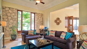 Unclassified image, 3 of 13, button - Point of View Villa & Spa (Montego Bay)
