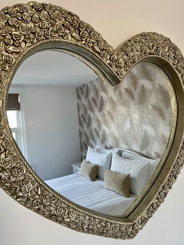 Stunning 2 bedroom apartment in central LYTHAM