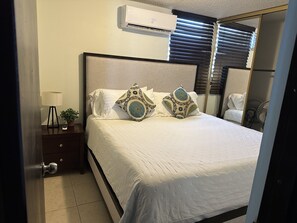 4 bedrooms, iron/ironing board, travel crib, free WiFi - A Happy Paradise Home (Punta Santiago, Humacao,Humacao, Puerto Rico)