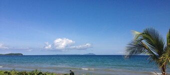 A Happy Paradise Home