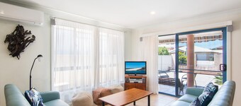 Villa at 1/54 Parkes Street
