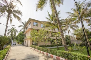 Exterior - Pushp Vatika Resort & Lawns (Panvel)