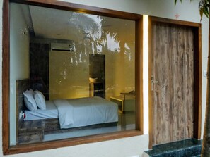 Quarto luxo, 1 cama Queen, vista para a piscina | Fachada