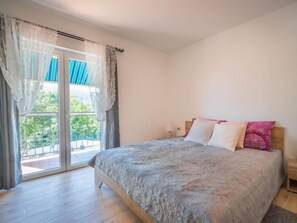 4 bedrooms, Internet