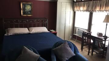 Bureau, Wi-Fi gratuit, draps fournis