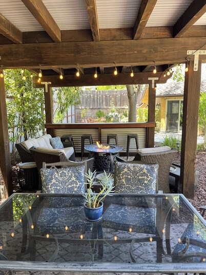 Come Be Our Guests at The Solvang Dolphin House "Delfin Huset"