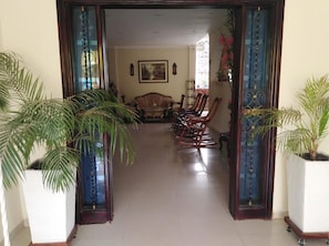 Entrada de la propiedad