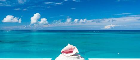 Ubicación a pie de playa y toallas de playa