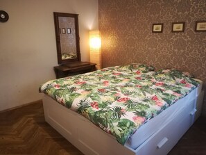 3 Schlafzimmer, Bügeleisen/Bügelbrett, WLAN