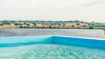 Utomhuspool