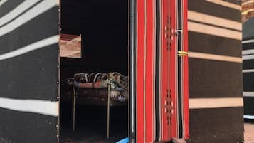 1 chambre, literie de qualité supérieure, couette en duvet d'oie