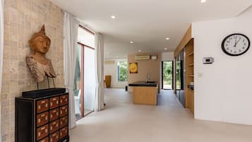 Luxury Villa | Living area | Flat-screen TV