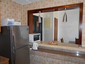 アパートメント | 専用キッチン | 冷蔵庫、電子レンジ、オーブン、コンロ