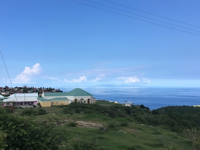Breezy, Clean, Comfortable and Peaceful, with a breathtaking view