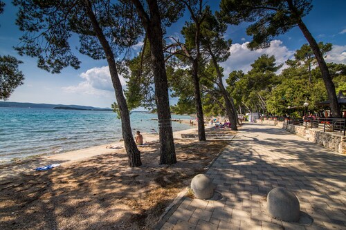 Glamping in the camping park Soline Biograd