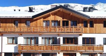 English Chalet Privé de Montagne proche des Pistes