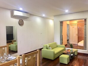 시티 아파트 | 이집트산 면 시트, 고급 침구, 필로우탑 침대, 각각 다른 스타일의 인테리어