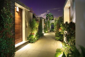 تفاصيل الفندق من الخارج