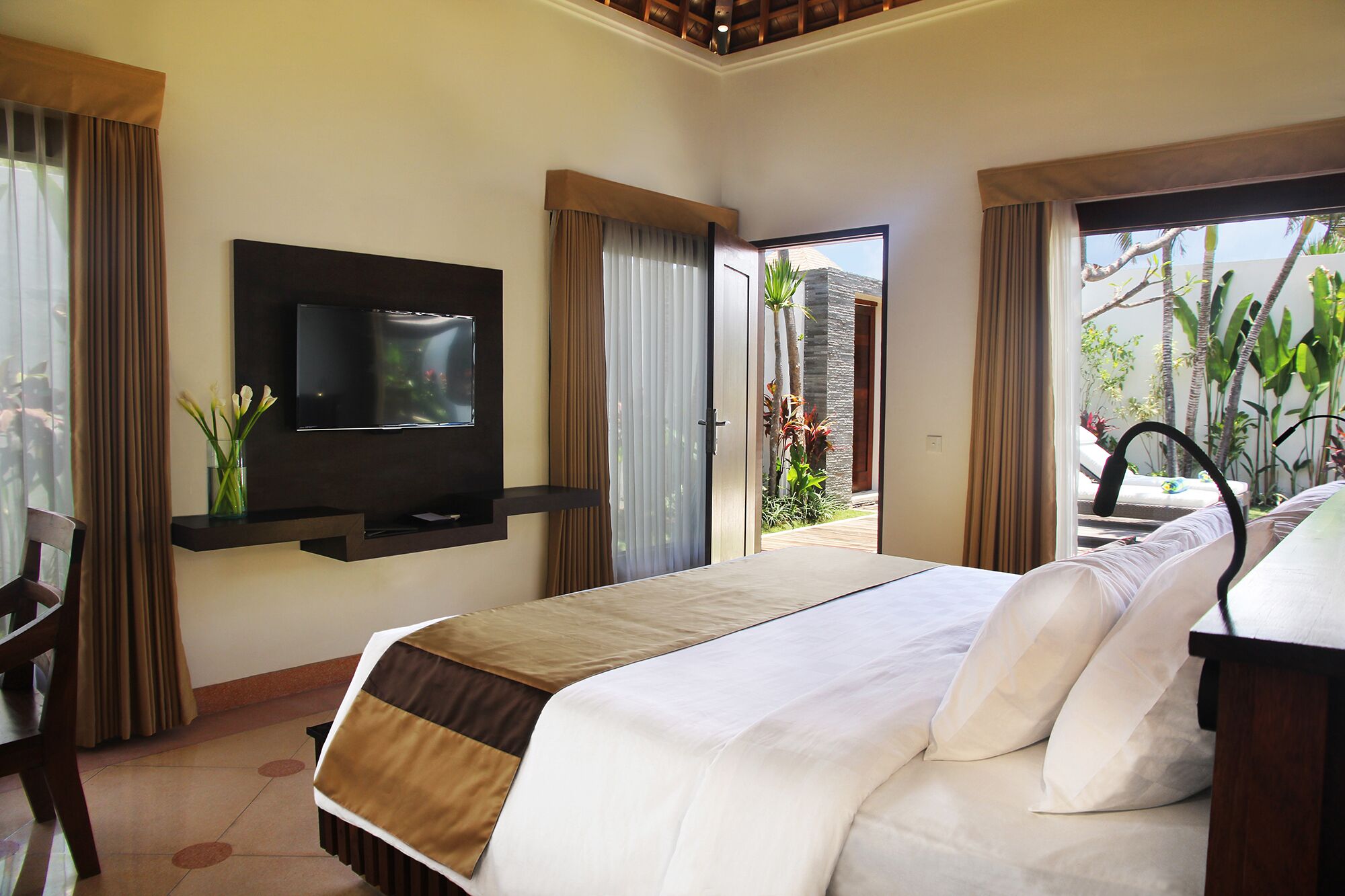 2 bedrooms, in-room safe, free WiFi, bed sheets