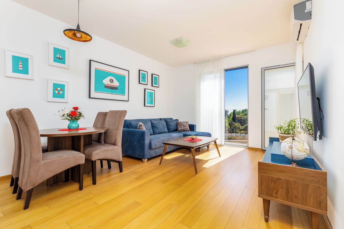 Premium bedding, individually decorated, individually furnished