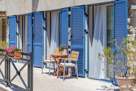 Apartment, 2 Bedrooms | Terrace/patio
