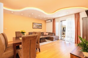 Apartment, 2 Bedrooms | Living area - Apart hotel Katunjanin (Igalo)
