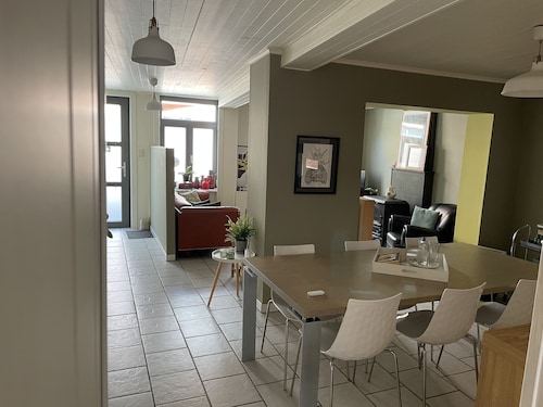 Visit Ghent, Brussels and Geraardsbergen!