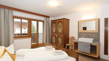 8 Schlafzimmer, WLAN