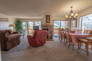 TV, fireplace, DVD player