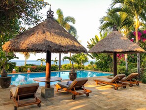 Outdoor pool, pool loungers - Villa Bidadari, beachfront, 3 Bedrooms w/ensuite baths, private pool and staff (lokapaksa)