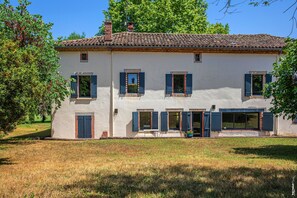 Exterior - CHARMING HOUSE - QUIET - GARDEN - 250m2 (Aussac)