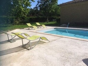 Outdoor pool - Charming little house in the countryside between Durance and Luberon (Cheval-Blanc)