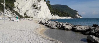 VILLA LE MORE À MONTECOLOMBO, SIROLO